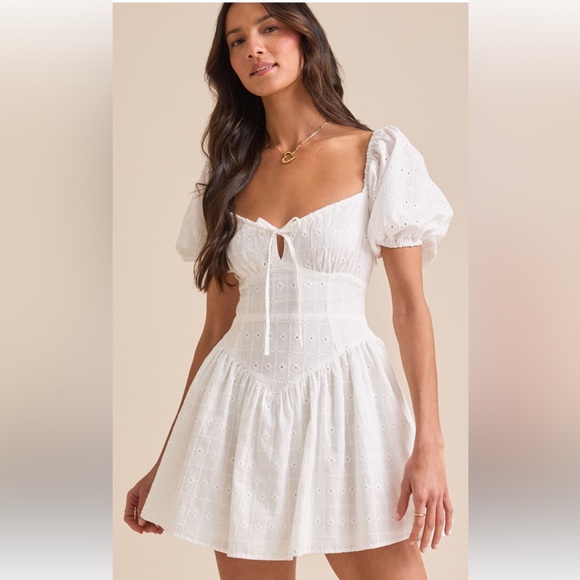 Altar'd State Dresses & Skirts - Altar'd State Tillee Eyelet Mini Dress Size Large NWOT Retail $78